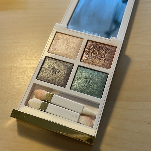 Tom Ford - Urban Decay Combo of eye shadows!!! - Picture 5 of 8